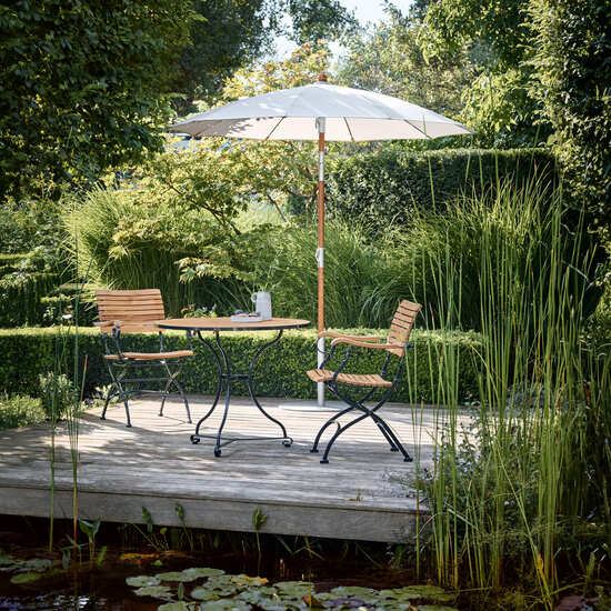 Tuscany Ivory Round Parasol 2.20m with wooden mast