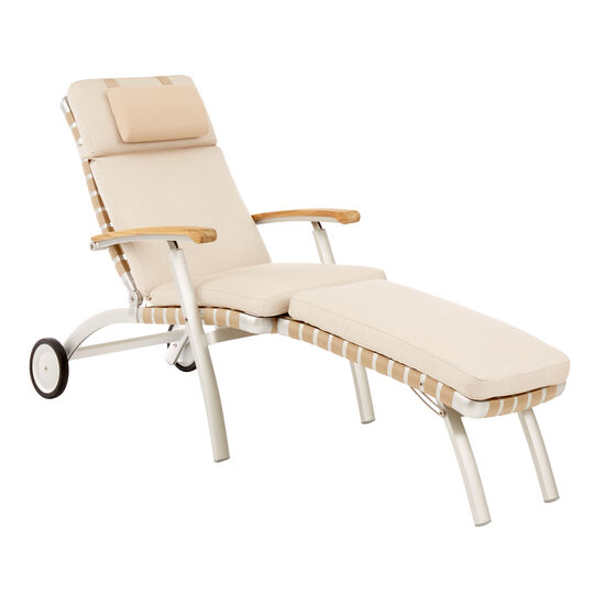 United States Deck Chair with Wheels and Long Footrest