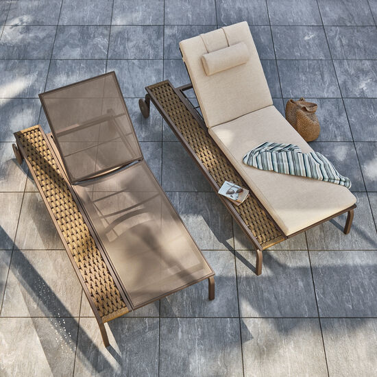 Casablanca Lounger with wheels
