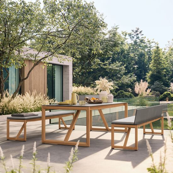 Trey Table 220 x 100