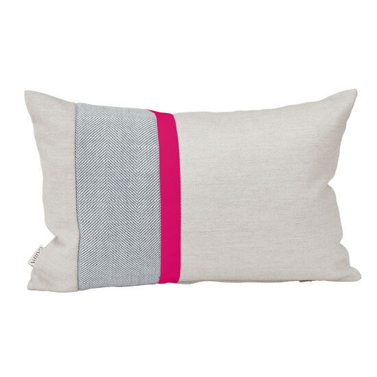 Trio Cushion 45 x 30 Crystal | Happy | River