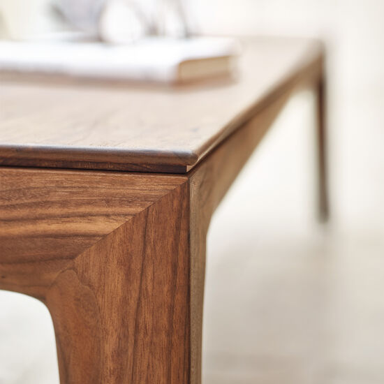 Tavo Solid Wood Table American Walnut, extending