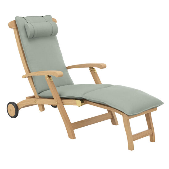 Royal Princess Deck Chair with wheels