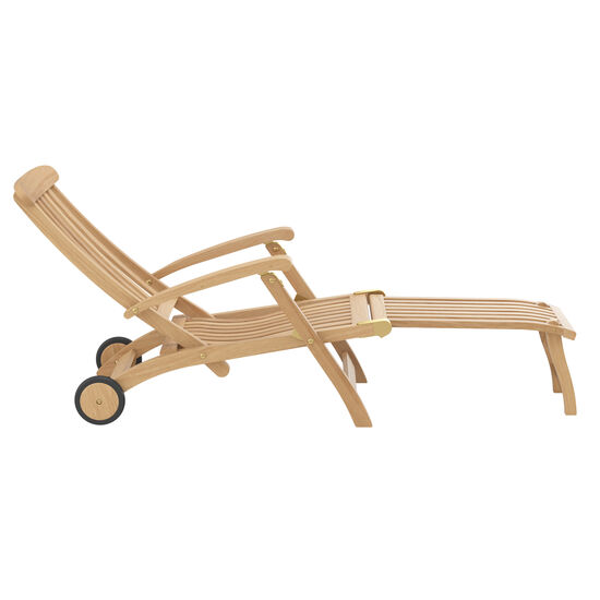 Royal Princess Deck Chair with wheels and extended footrest