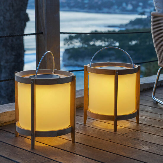 Neva Solar Lamp