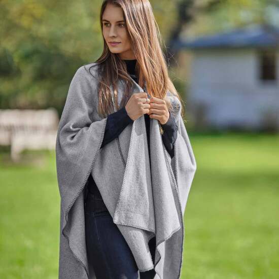 Poncho Herringbone
