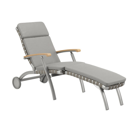 United States Deck Chair Silk with wheels and longer footrest
